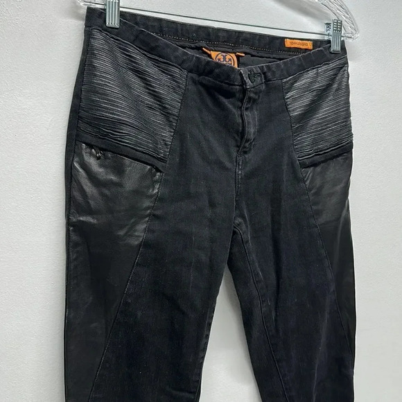 Tory Burch Jeans Low Rise Pants Denim Leather Trim Leggings Zip Up Black Size 28 - Picture 3 of 12